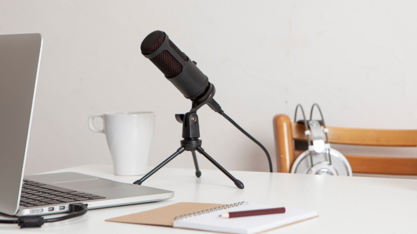 Digital-Nomad-Interview-with-Katie-Dillon