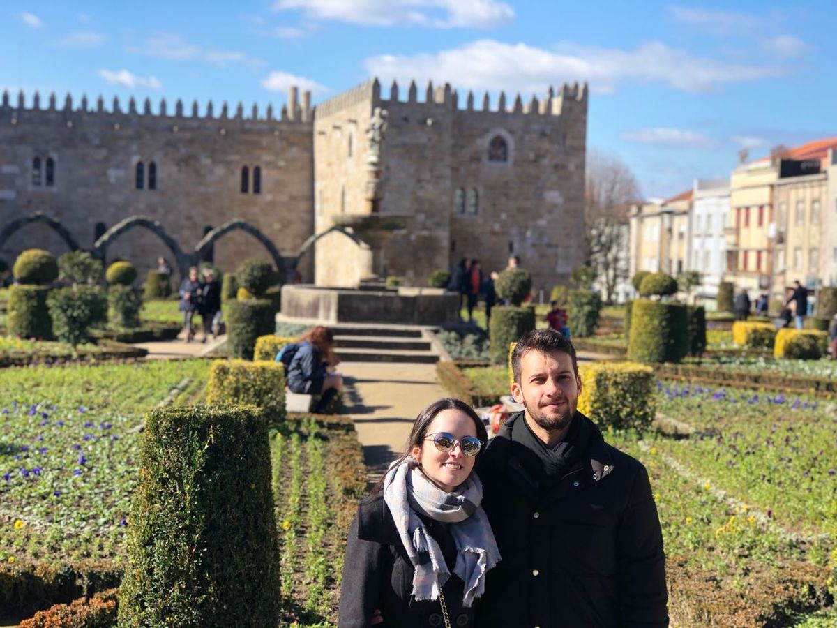 Victor and Laila at the Santa Bárbara garden in Braga, where they lived from 2018 to 2023
