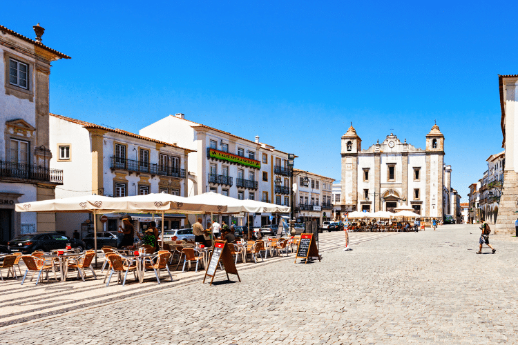 Como comprar uma casa em Évora