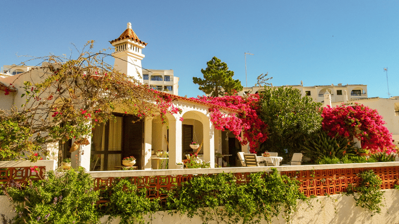 living-in-loule