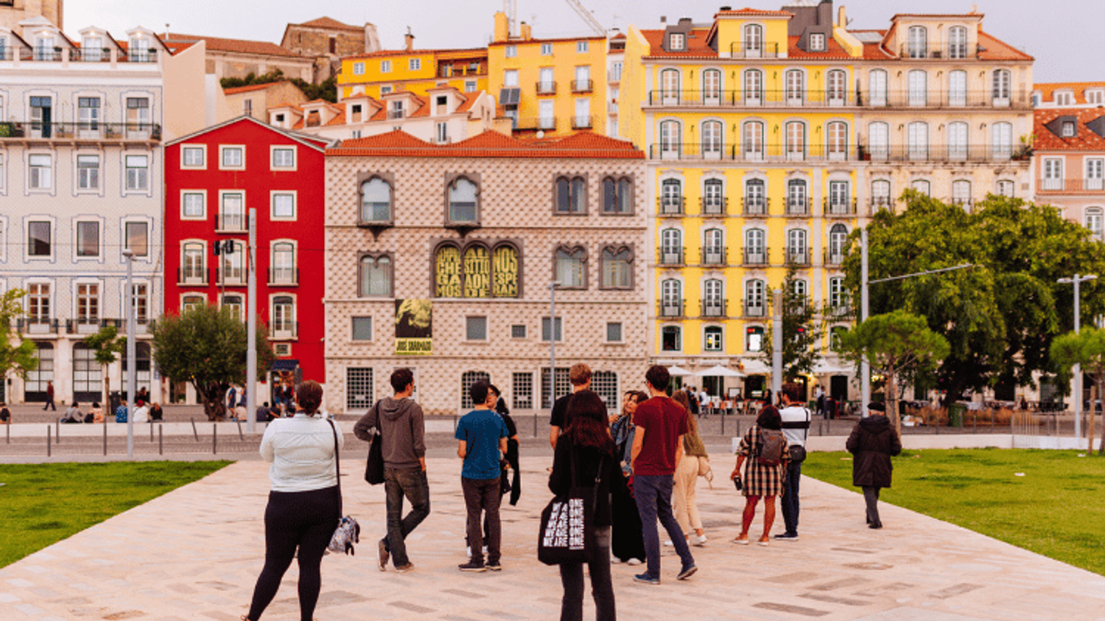 Como adotar o estilo de vida português pode te fazer mais feliz
