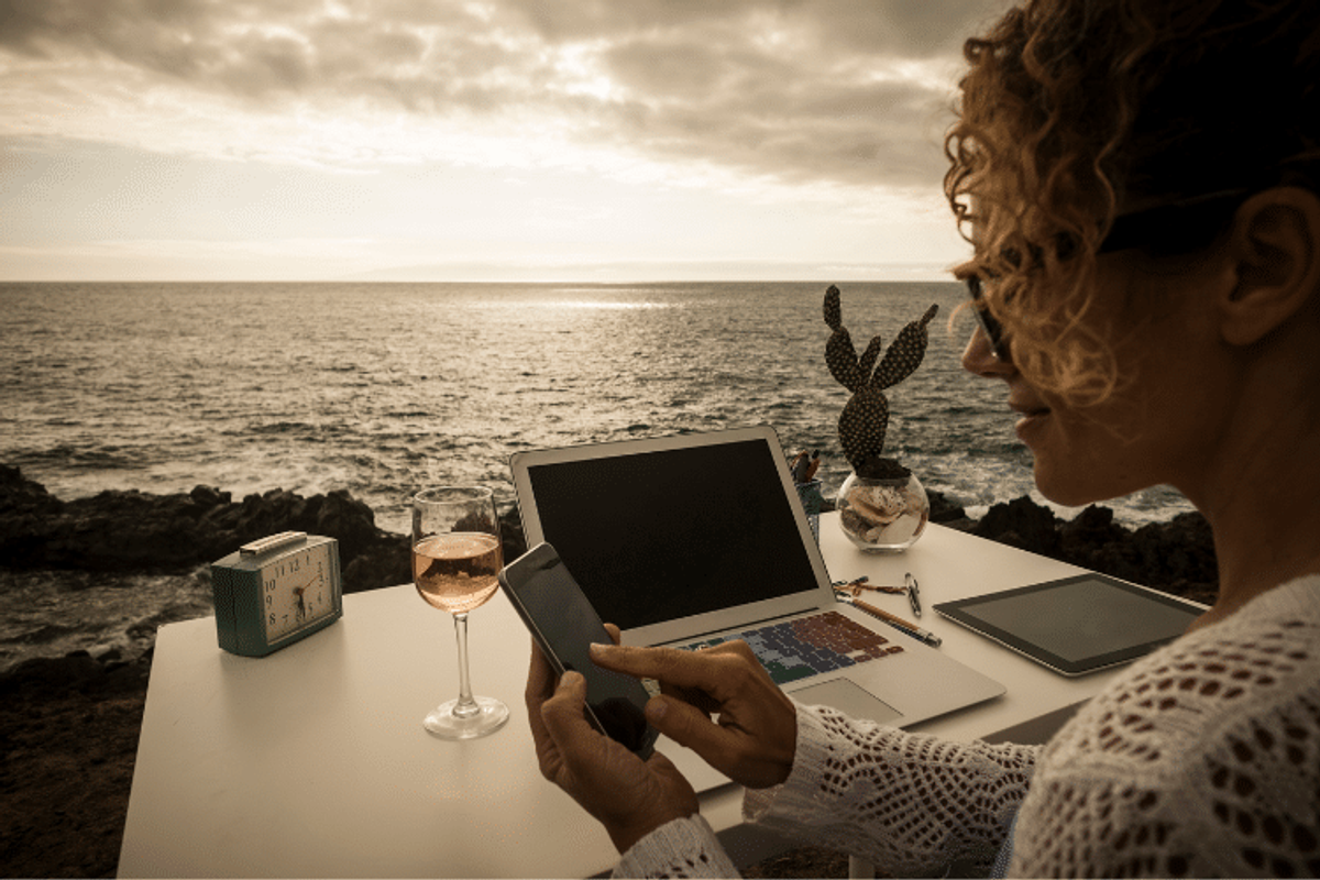 Como solicitar uma autorização de residência como freelancer em Portugal