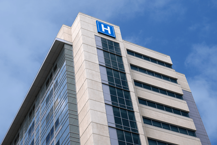 having-access-to-algarve-hospitals