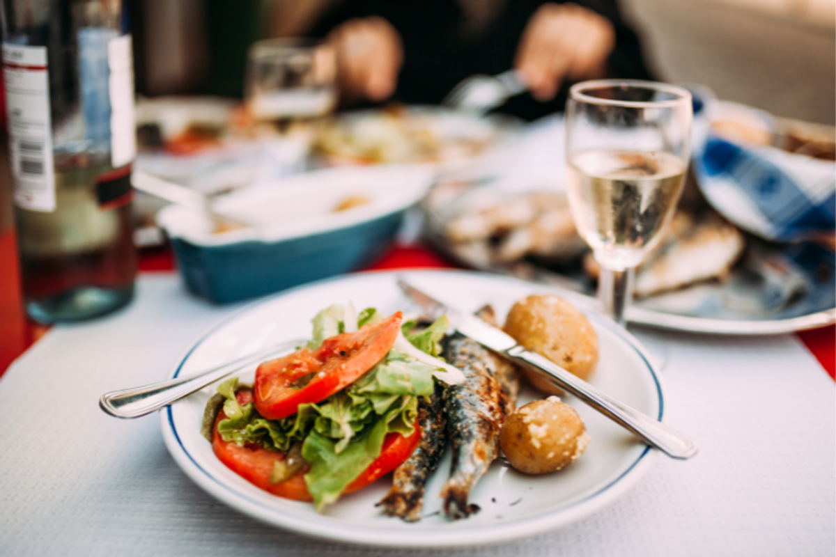 Portugal-Famous-Wine-Bars-and-Food-Markets