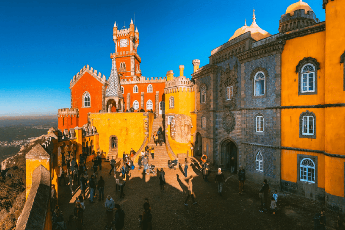 historic-palace-in-portugal