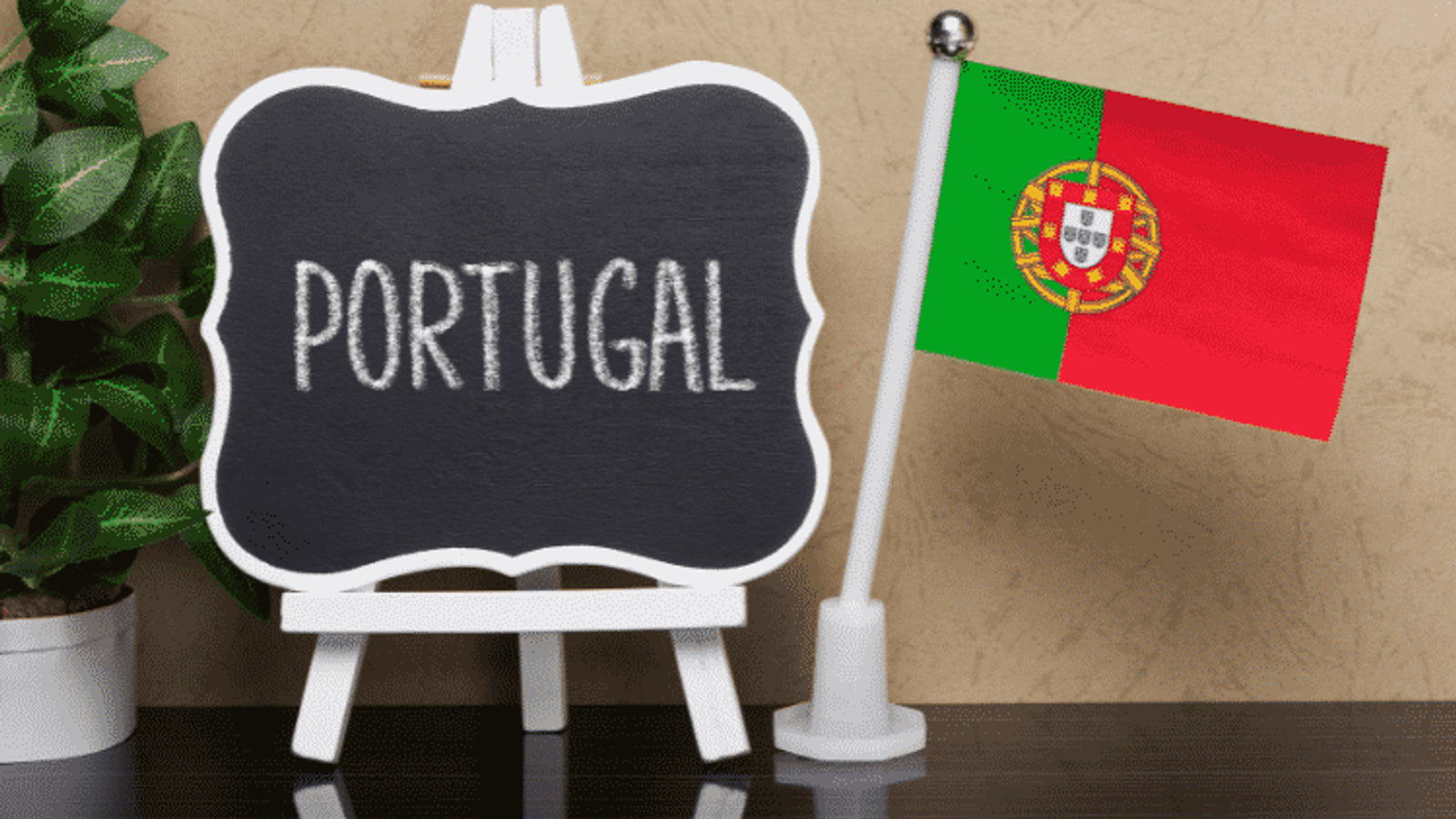 Lisbon Porto or Algarve how to choose in Portugal