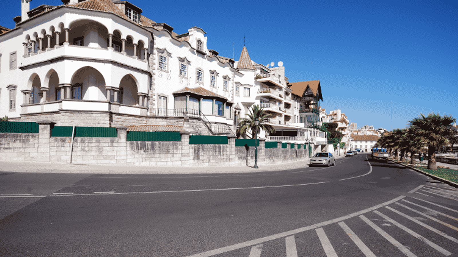buying-a-house-in-cascais