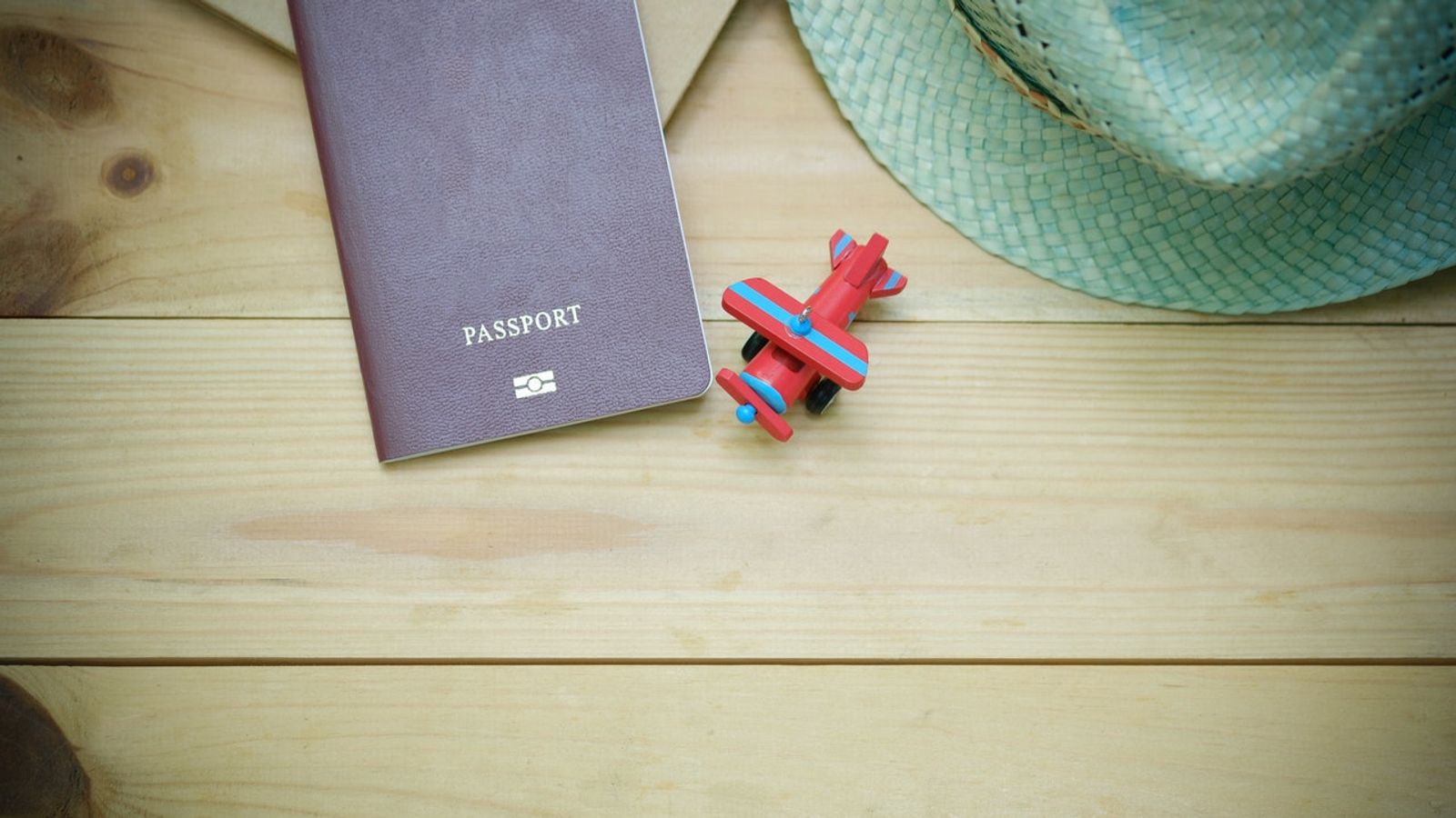 Business visa or Passive Income visa? Choosing between the D2 and D7 visa to Portugal