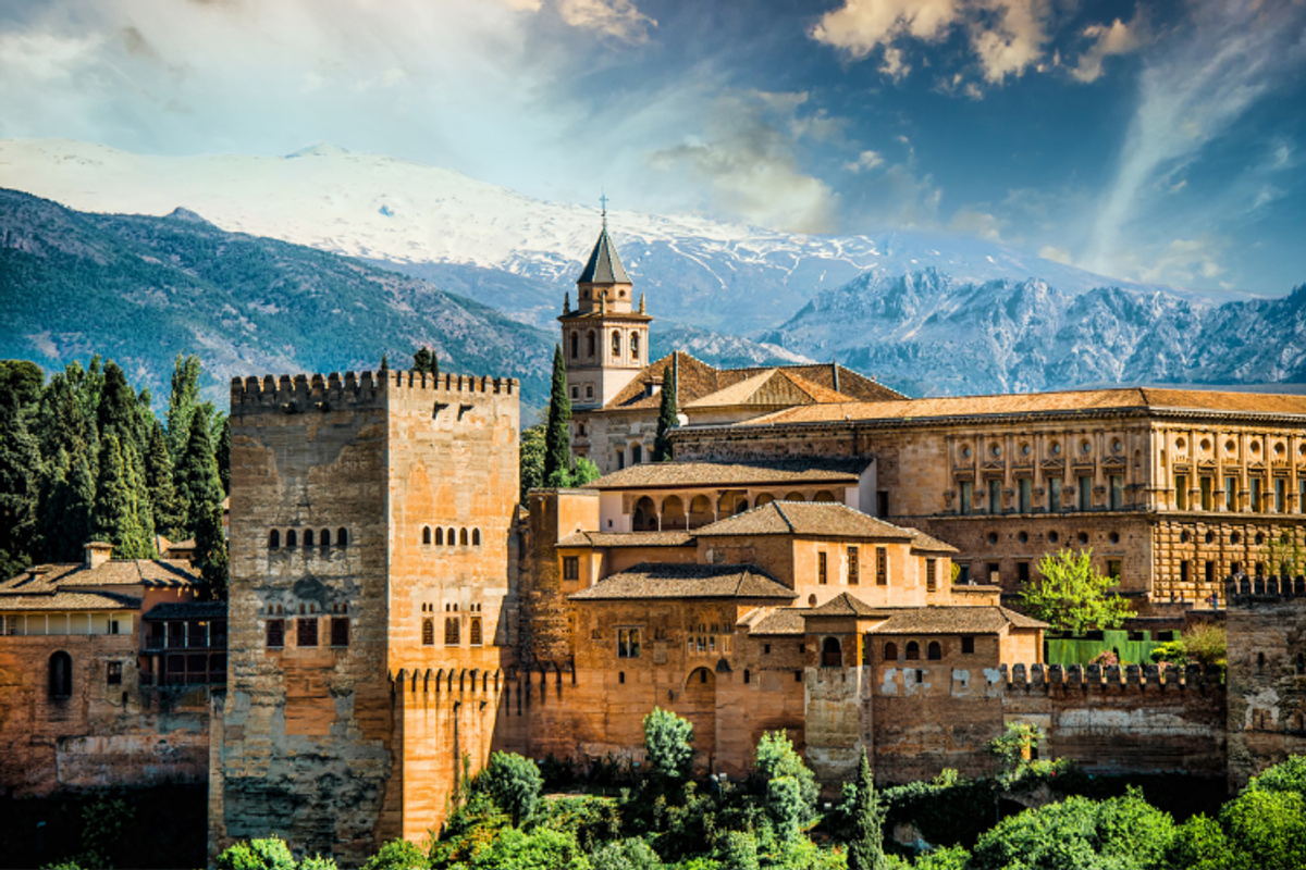 Granada Uma mistura de história e natureza