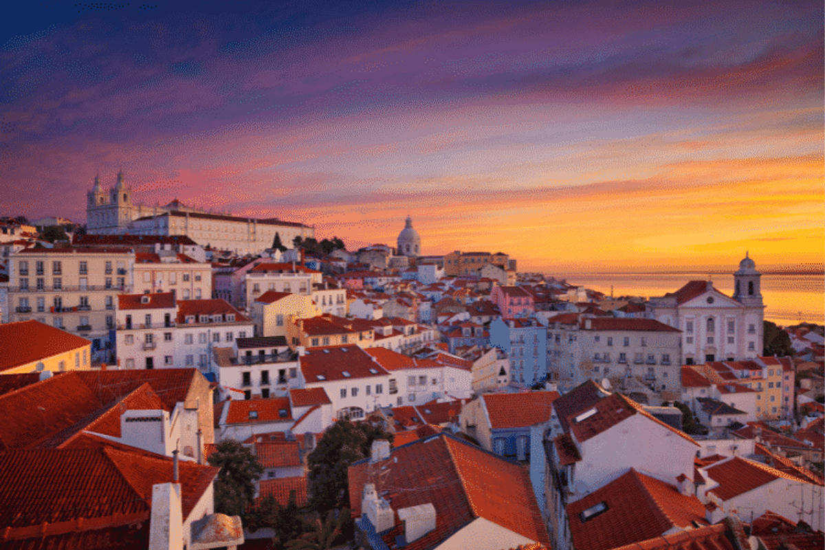 Buying a house in Lisbon