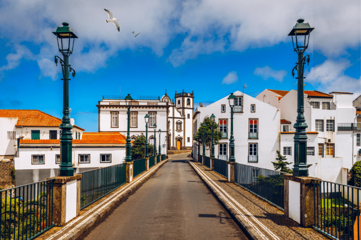 expats-can-buy-a-house-in-the-azores