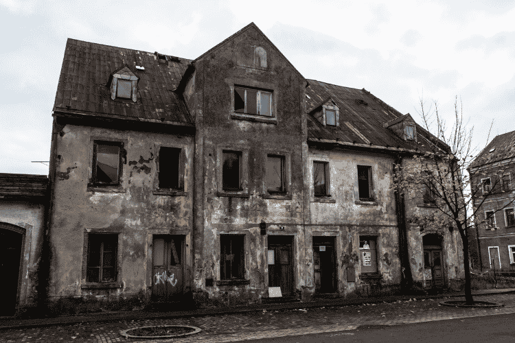 como comprar casa em ruínas em Portugal para reformar