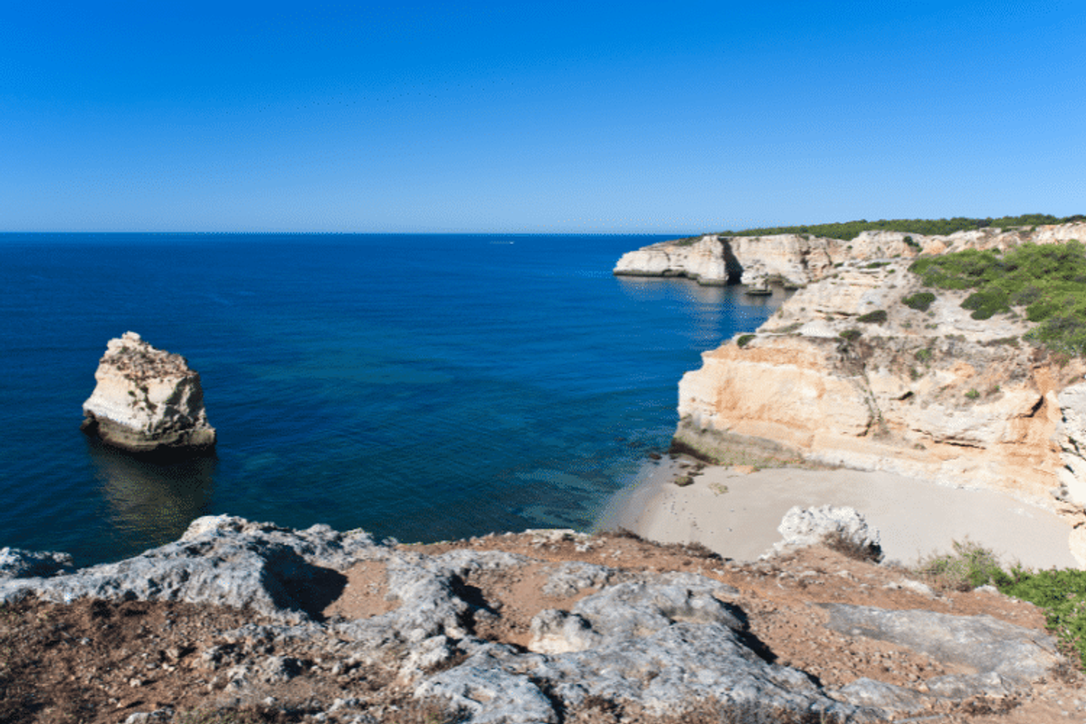 people-forget-their-problems-in-portugal