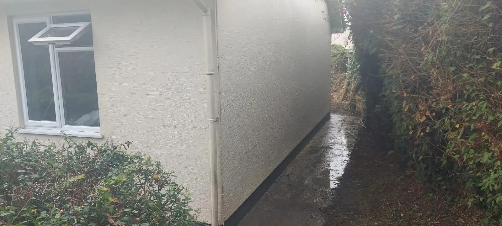 Clean render wall