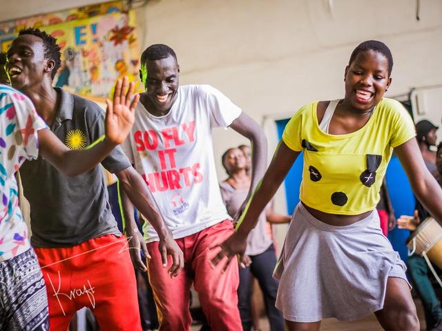 classes in the Batalo Dance Academy