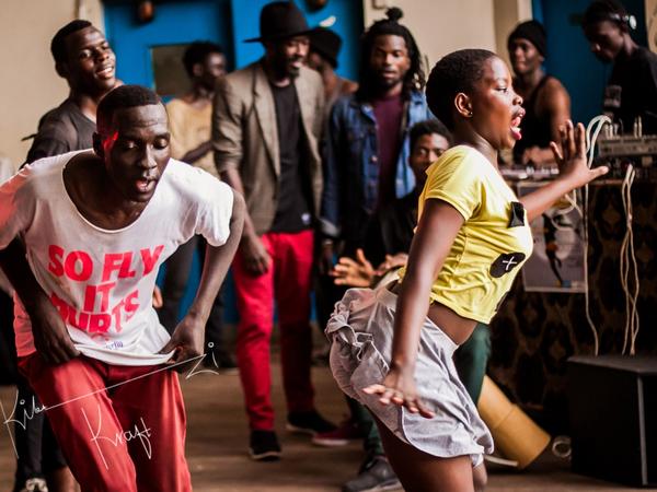 dance class at the batalo east academy
