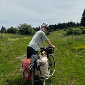 Simon am Velofahren