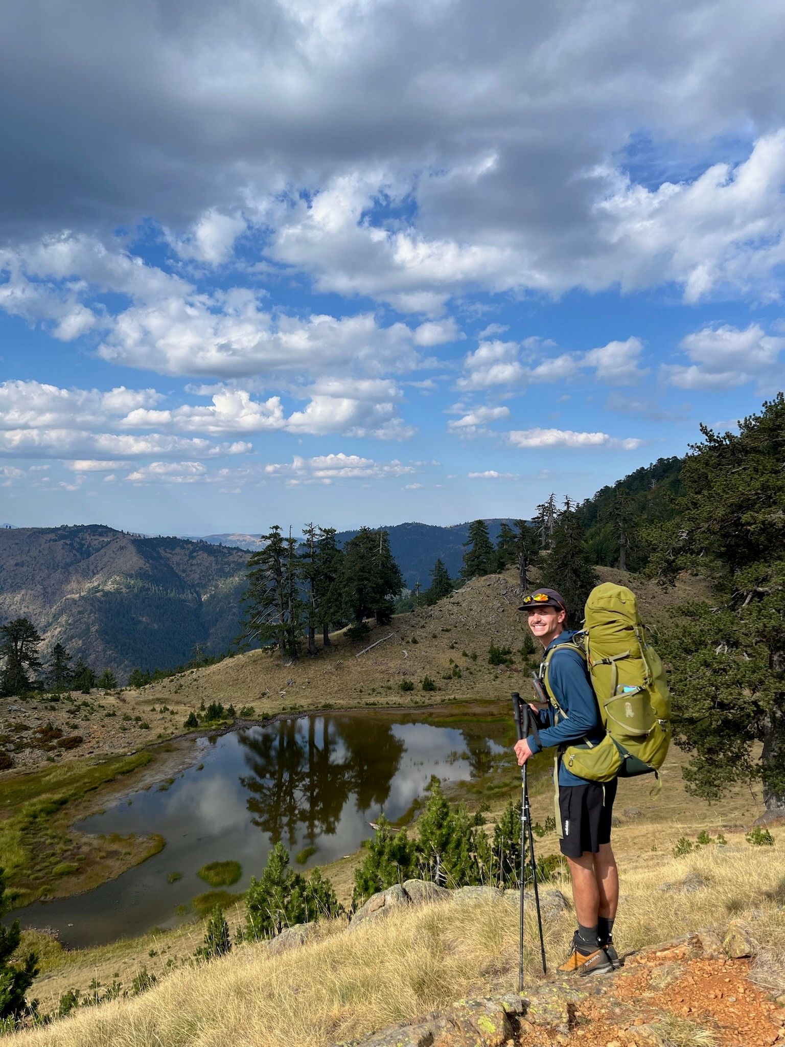 Simon am Wandern