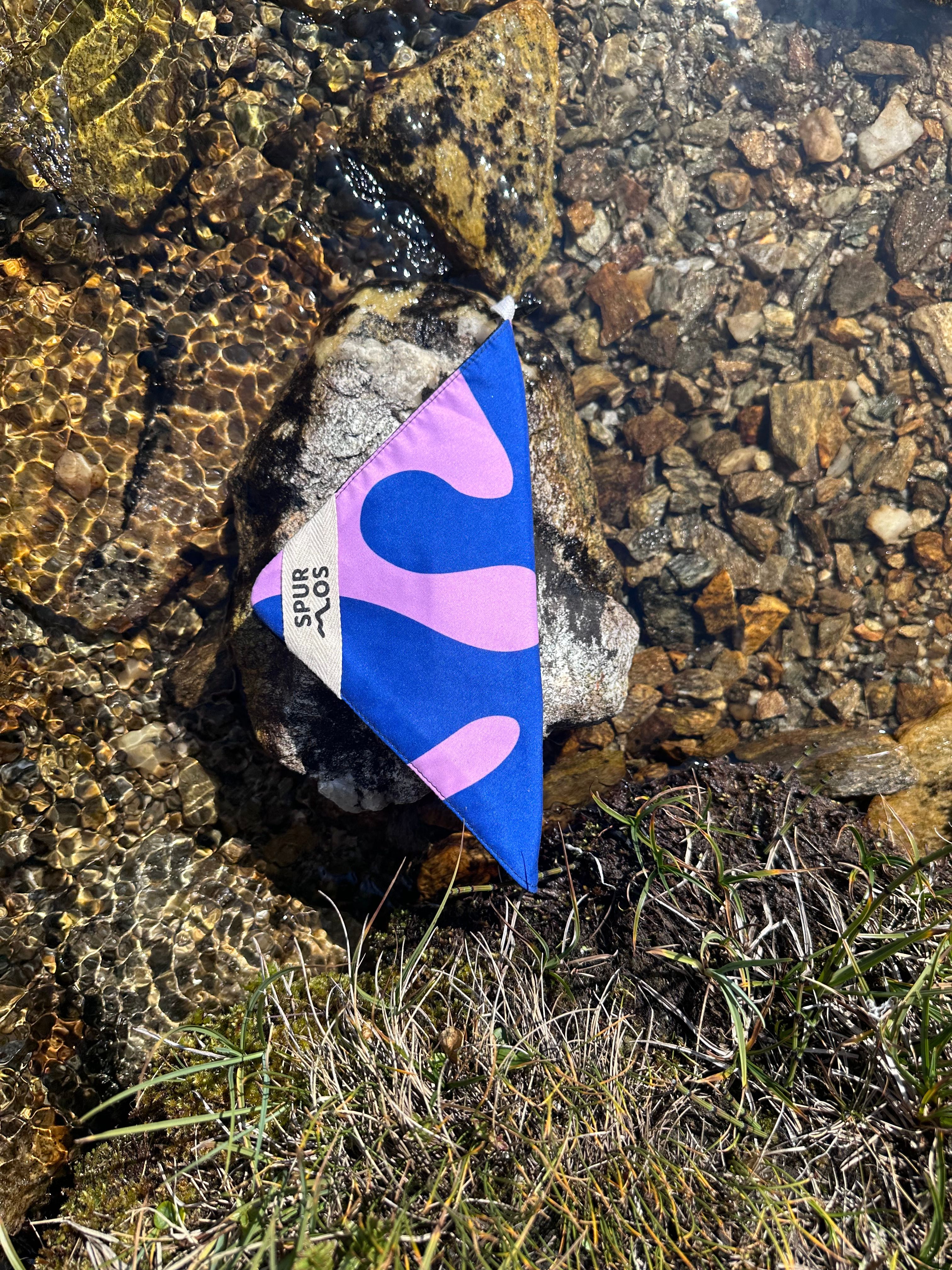 Miramar auf einem kleinen Stein im Wasser