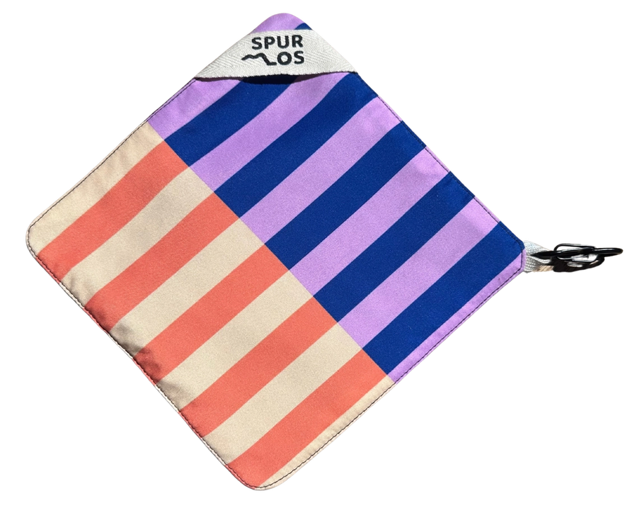 Bunt gestreiftes PeeCloth