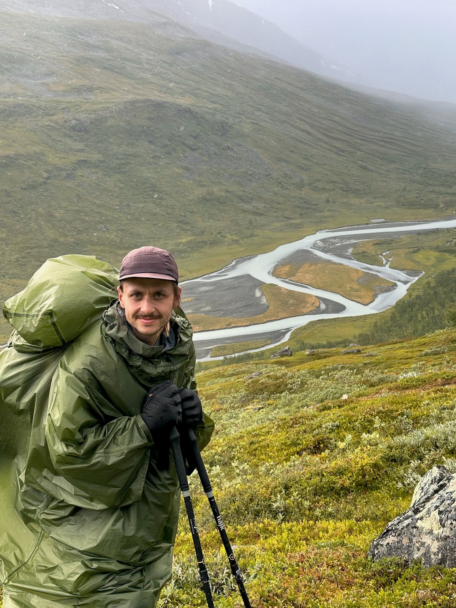 Simon am Wandern