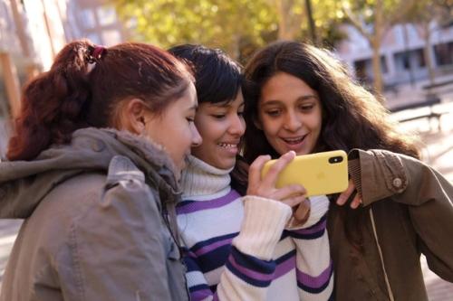 Pignartelli: intervención fotográfica con mujeres del barrio Pignatelli, Zaragoza (6)