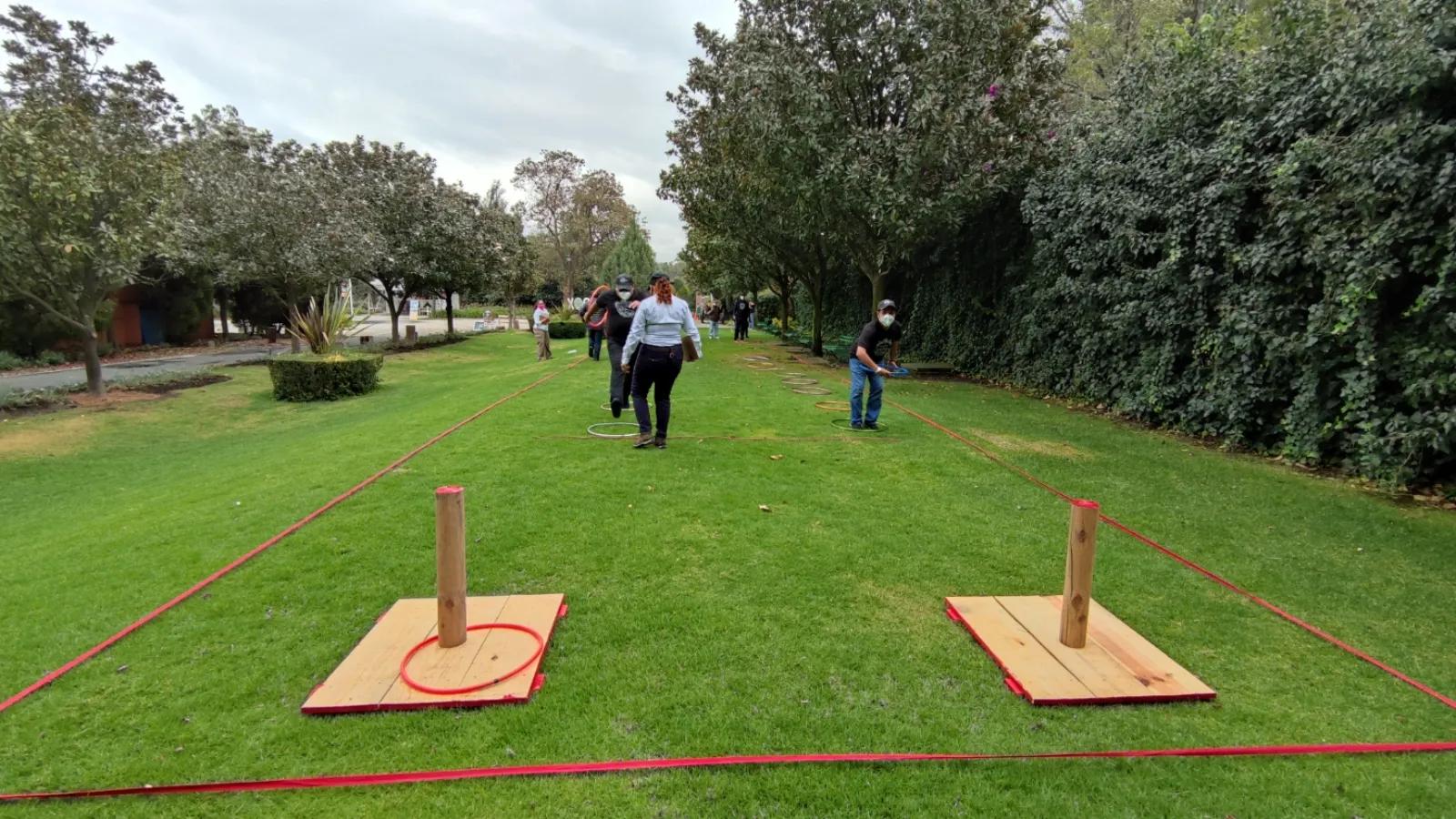 Avenida arbolada del Parque Xochitla