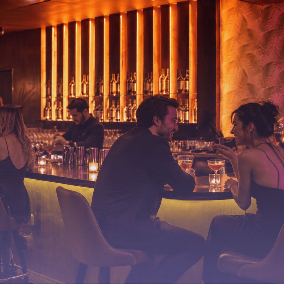 30s and 40s singles night at Blind Barber Culver City, hosted by Love at First Sign