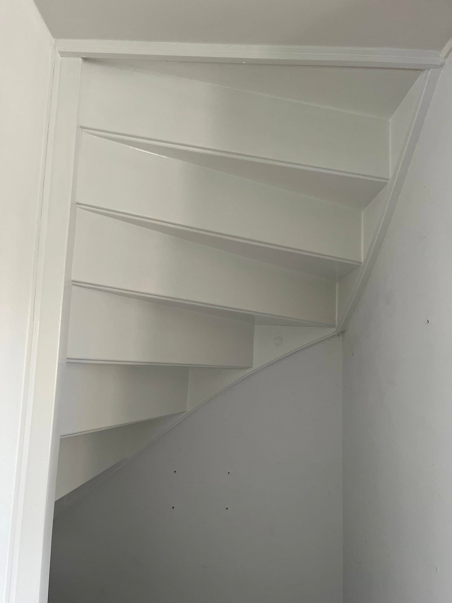 Schilder- en sauswerk woning