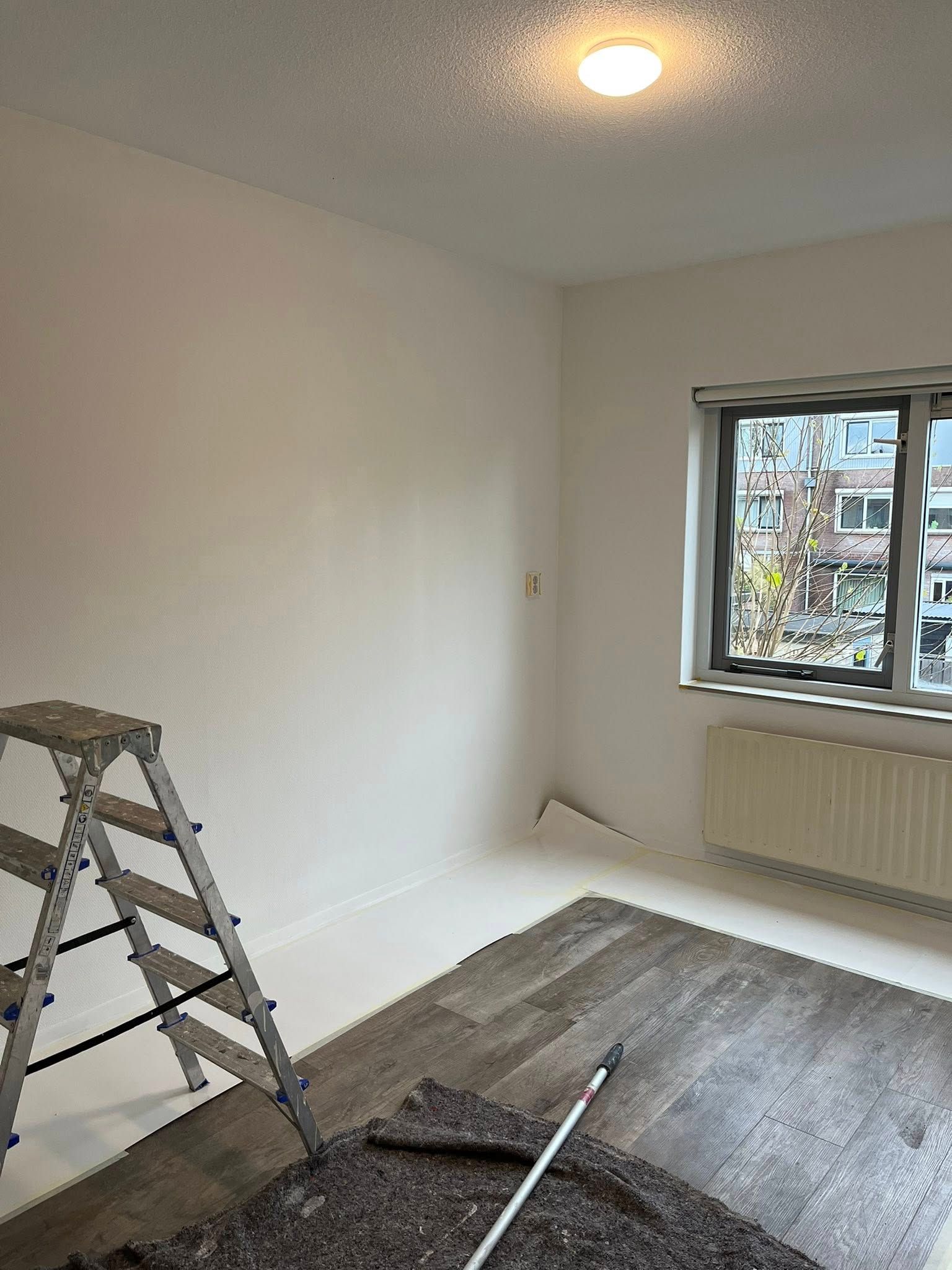 Muren, trap en schilderwerk weer strak