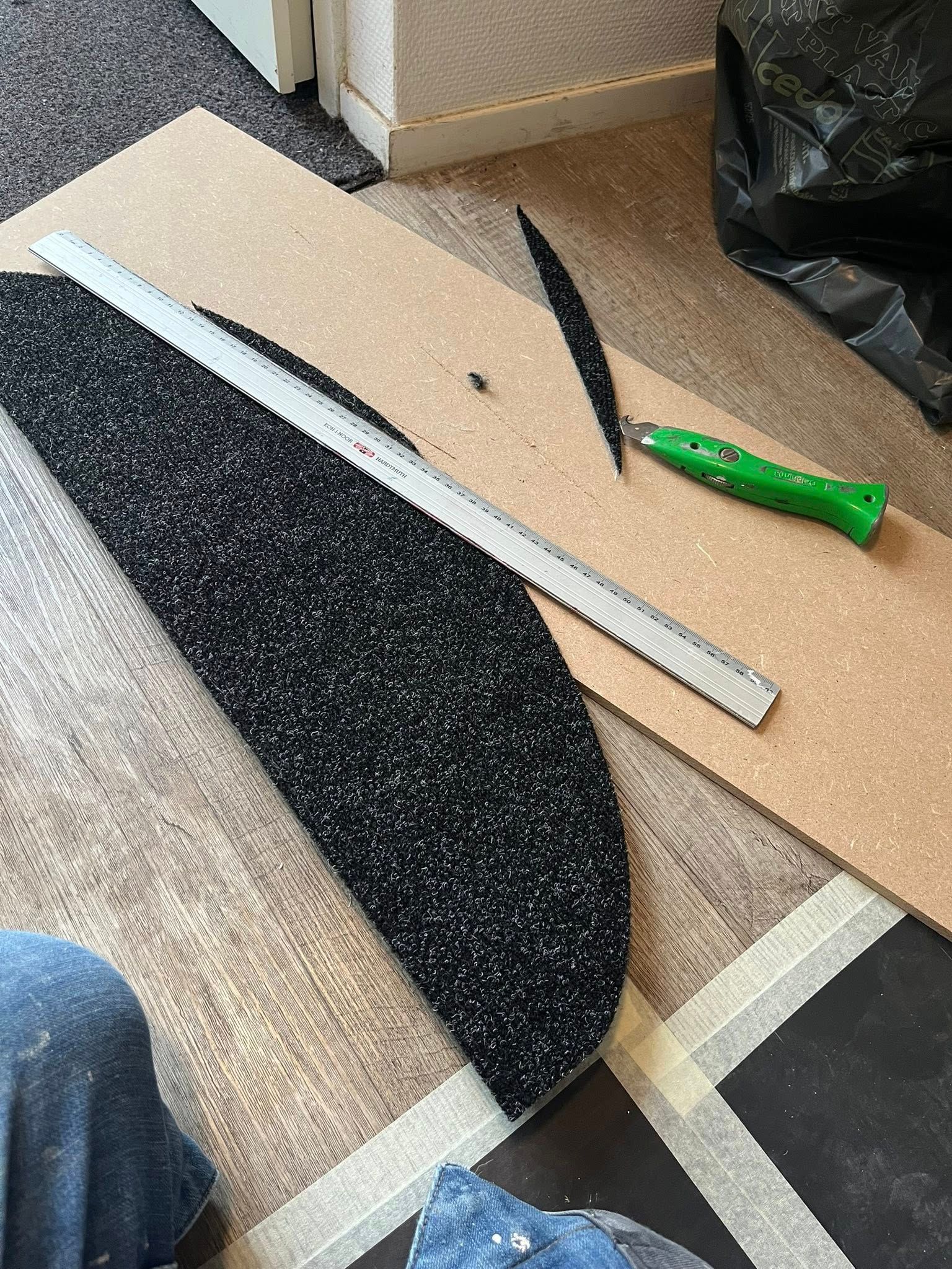 Traprenovatie met schilderwerk en halve manen