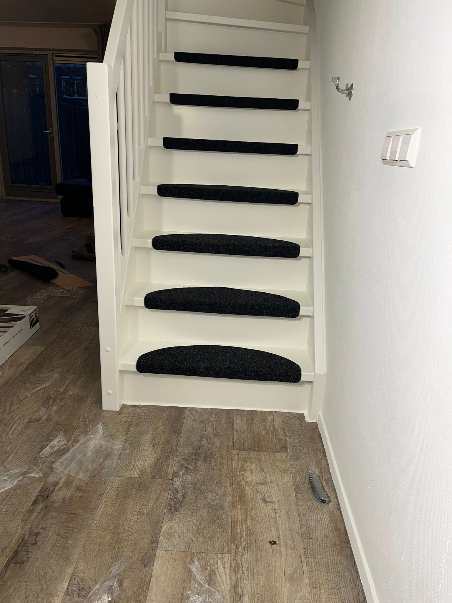 Muren, trap en schilderwerk weer strak