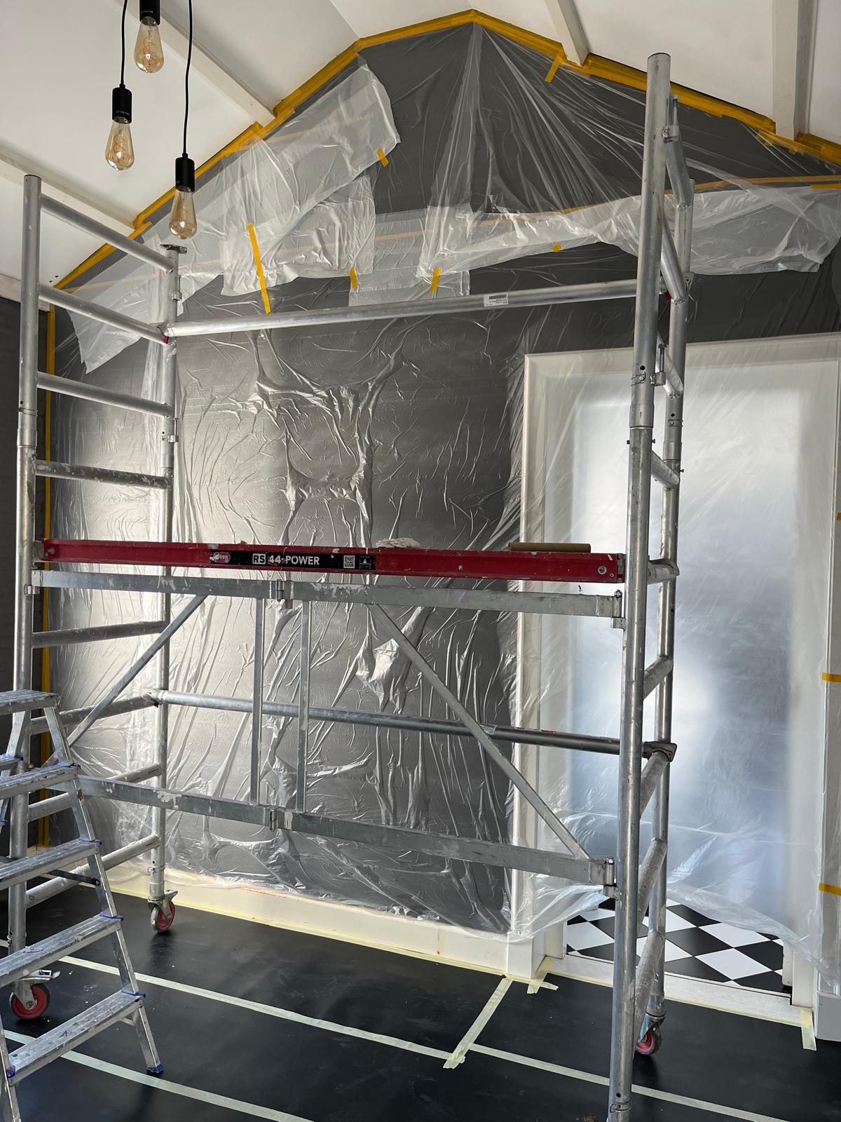 Deuren, muren en balken weer als nieuw