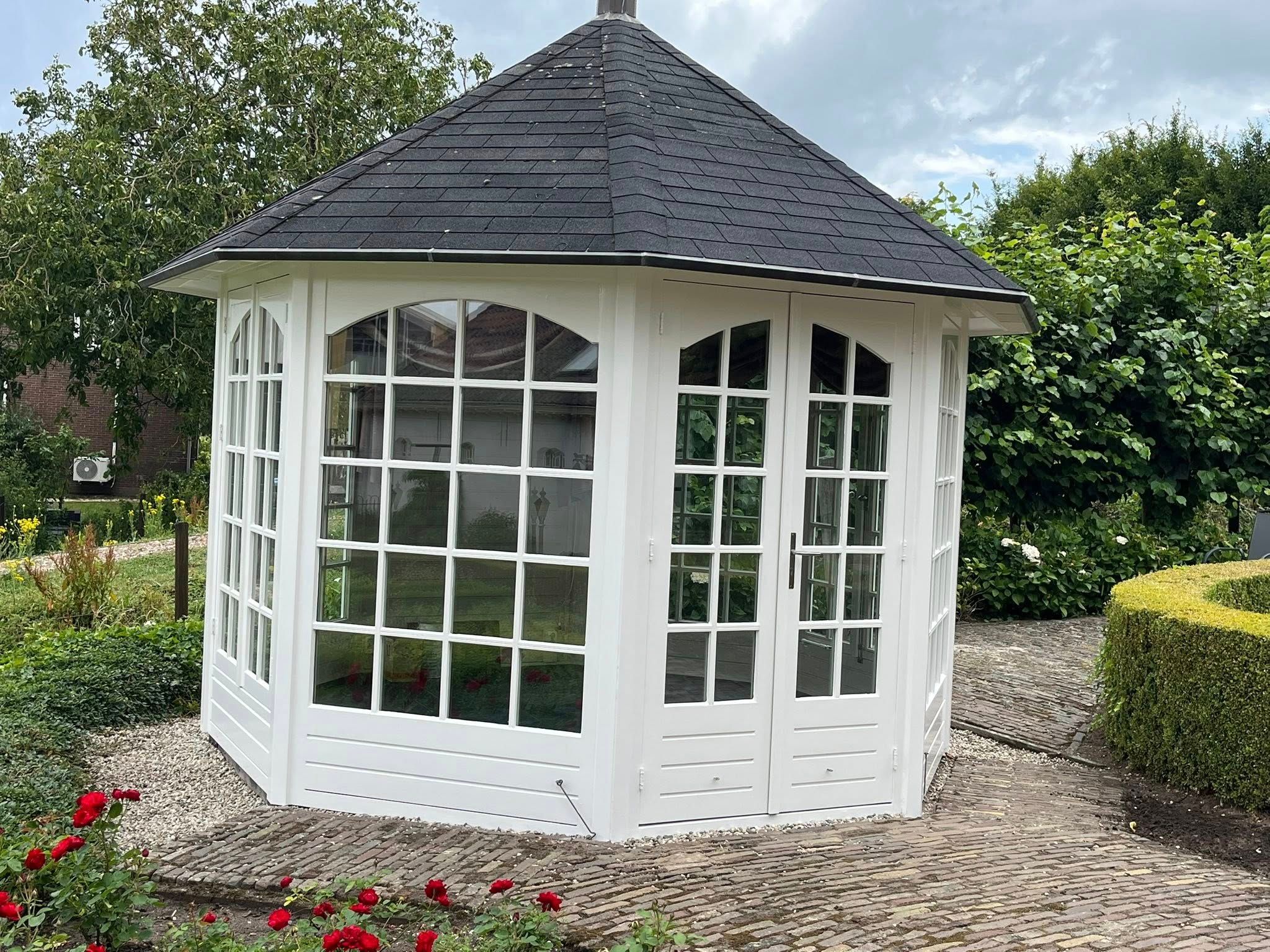 Onderhoud en schilderwerk tuinhuis