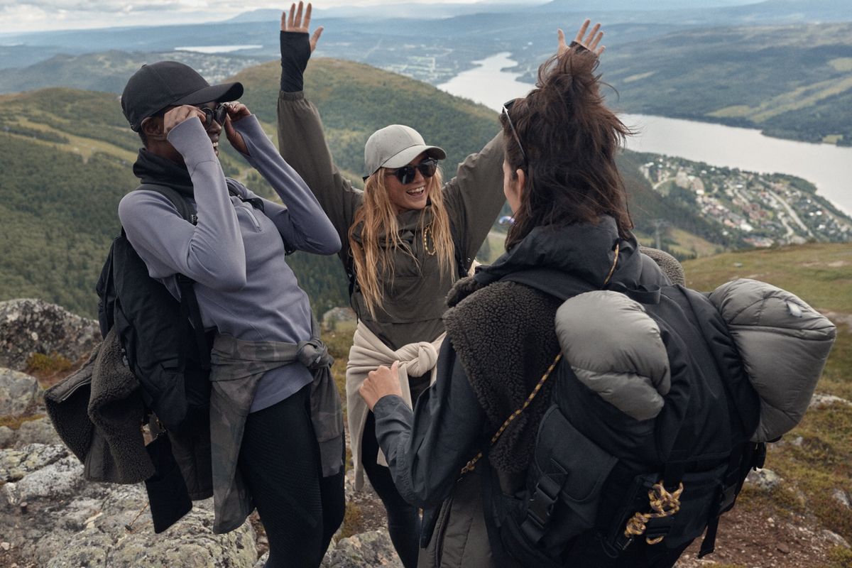 H&M Sport for HM, shot in Åre, Sweden, by Anton Renborg