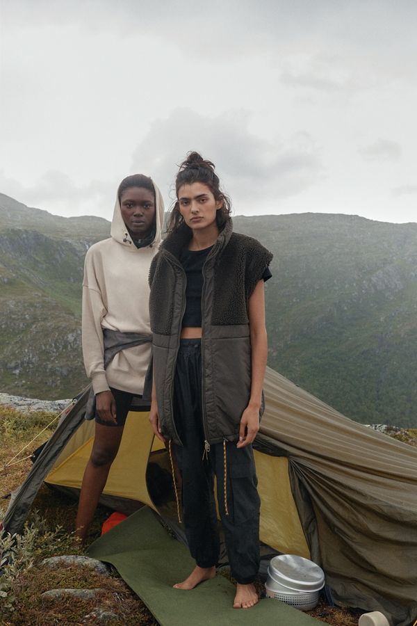 H&M Sport for HM, shot in Åre, Sweden, by Anton Renborg