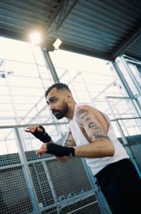 Heartbeats HM Sport for HM, shot in Stockholm, Sweden, by Anton Renborg