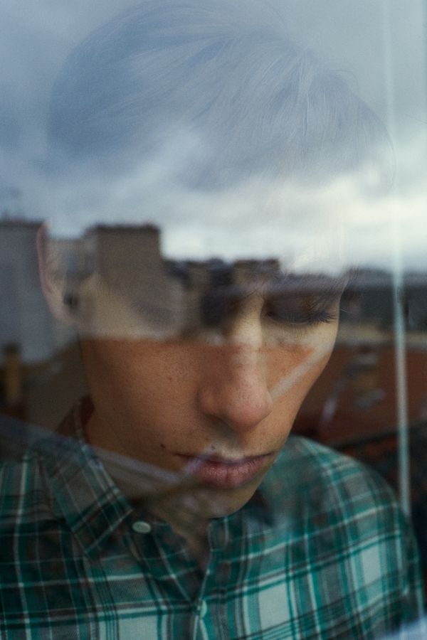 Boyfriend for Ppaper, shot in Apt Montmartre, Paris France, by Anton Renborg