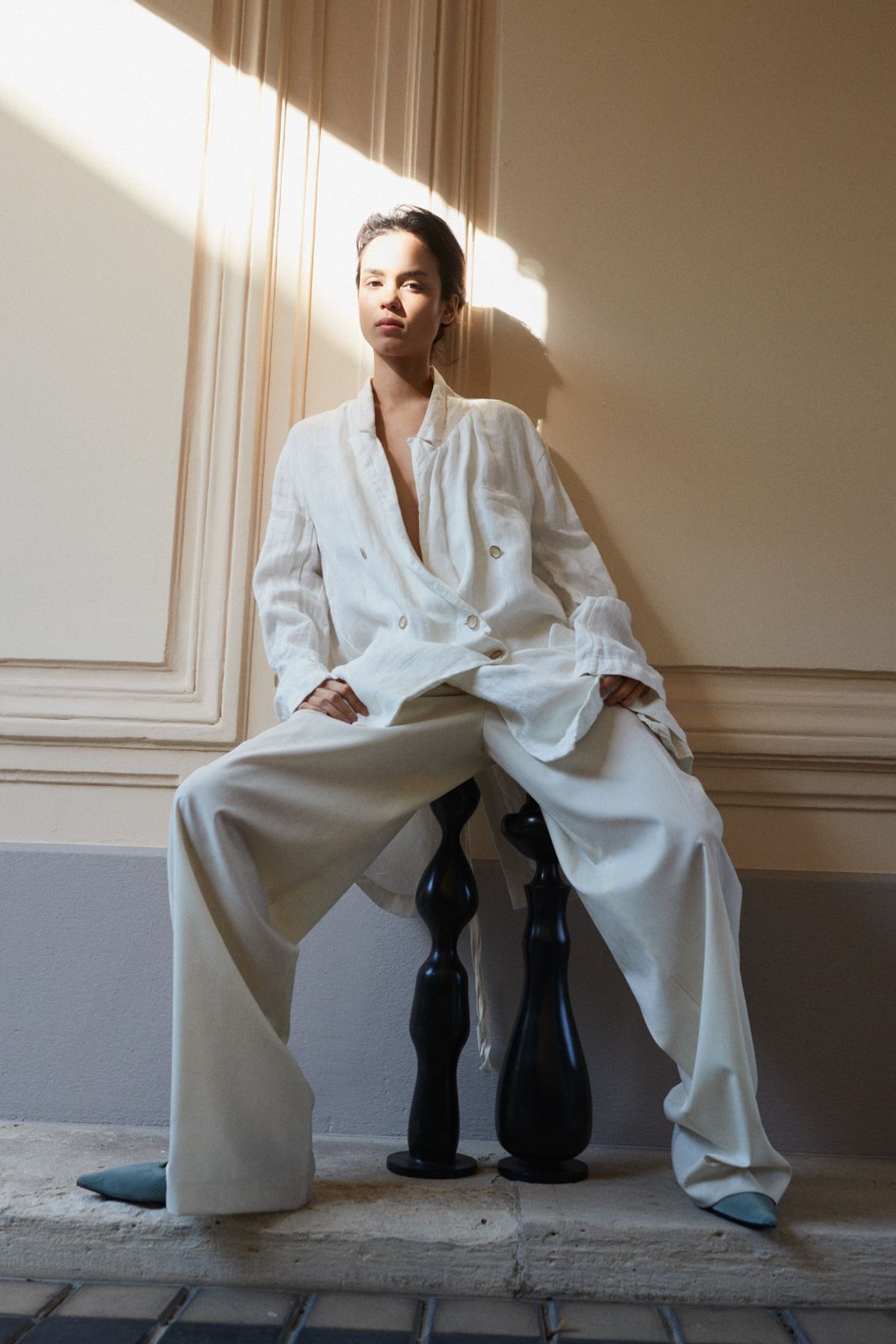 Schön Magazine, shot in Neuilly, Paris, France, by Anton Renborg