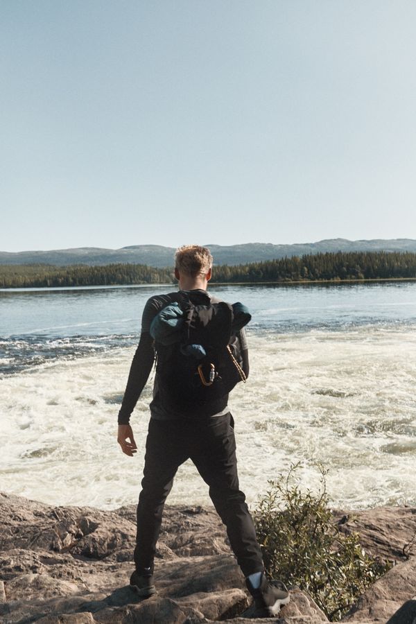 H&M Sport for HM, shot in Åre, Sweden, by Anton Renborg