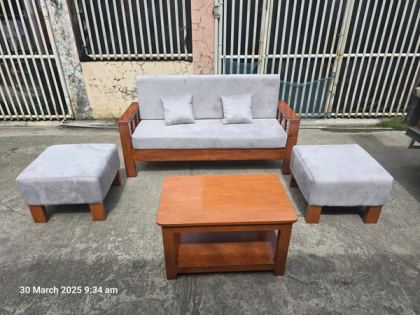 Sala set made of maple wood with white foam