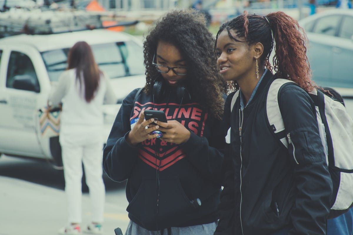 How to Make Real Connections at Live Events