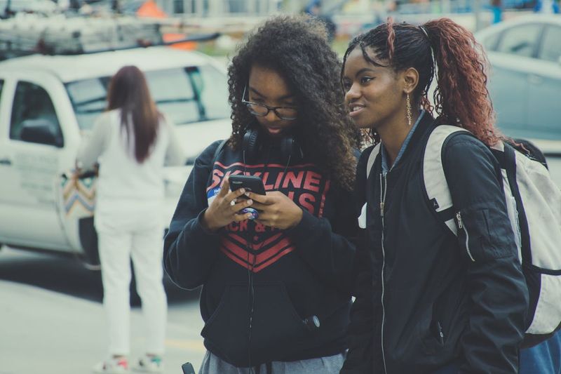 How to Make Real Connections at Live Events