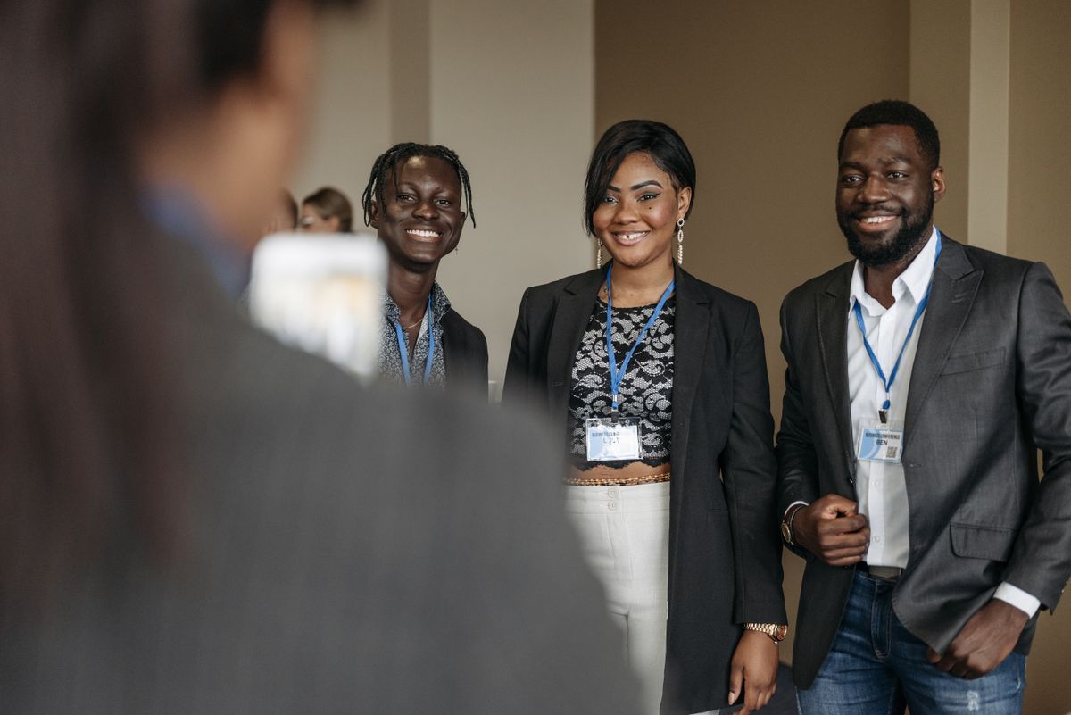How to Meet People at Events: A Practical Guide