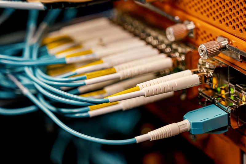 How to Use Technology to Network at Events (Without Killing the Vibe)
