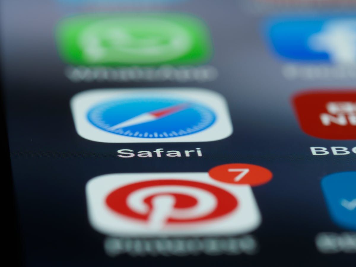 Social Discovery Apps in the UK: What's Available and What's Worth It