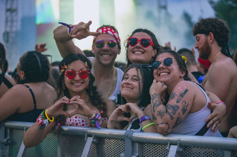 How To Make Friends At A Festival