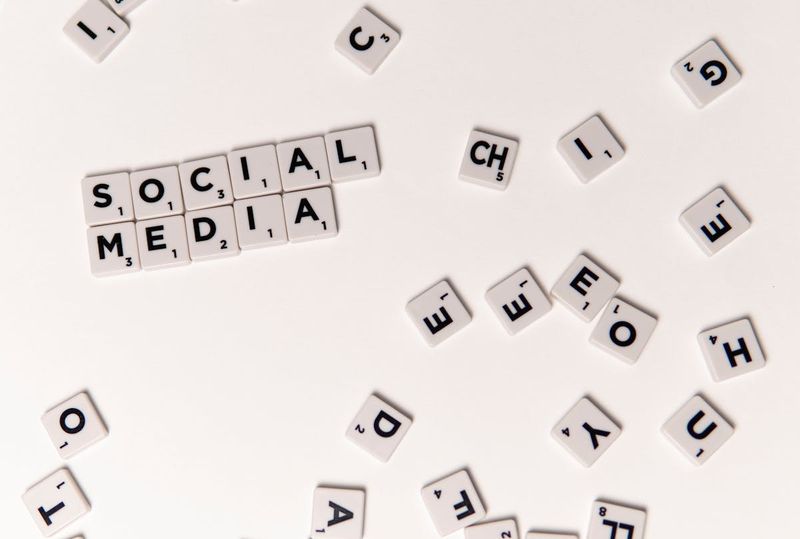Why Scrolling Feels Social But Isn't
