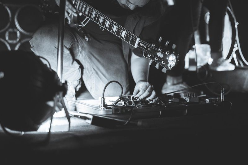 Why Going to a Gig Alone Is One of the Best Social Decisions You Can Make