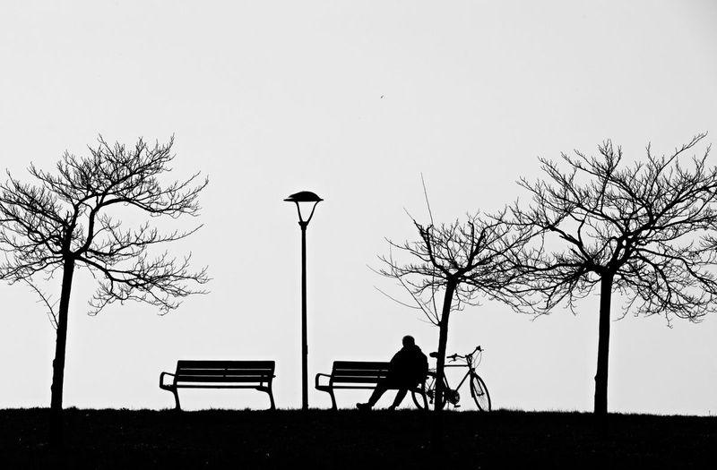 Alone vs Lonely: What's the Difference (And How to Tell)?